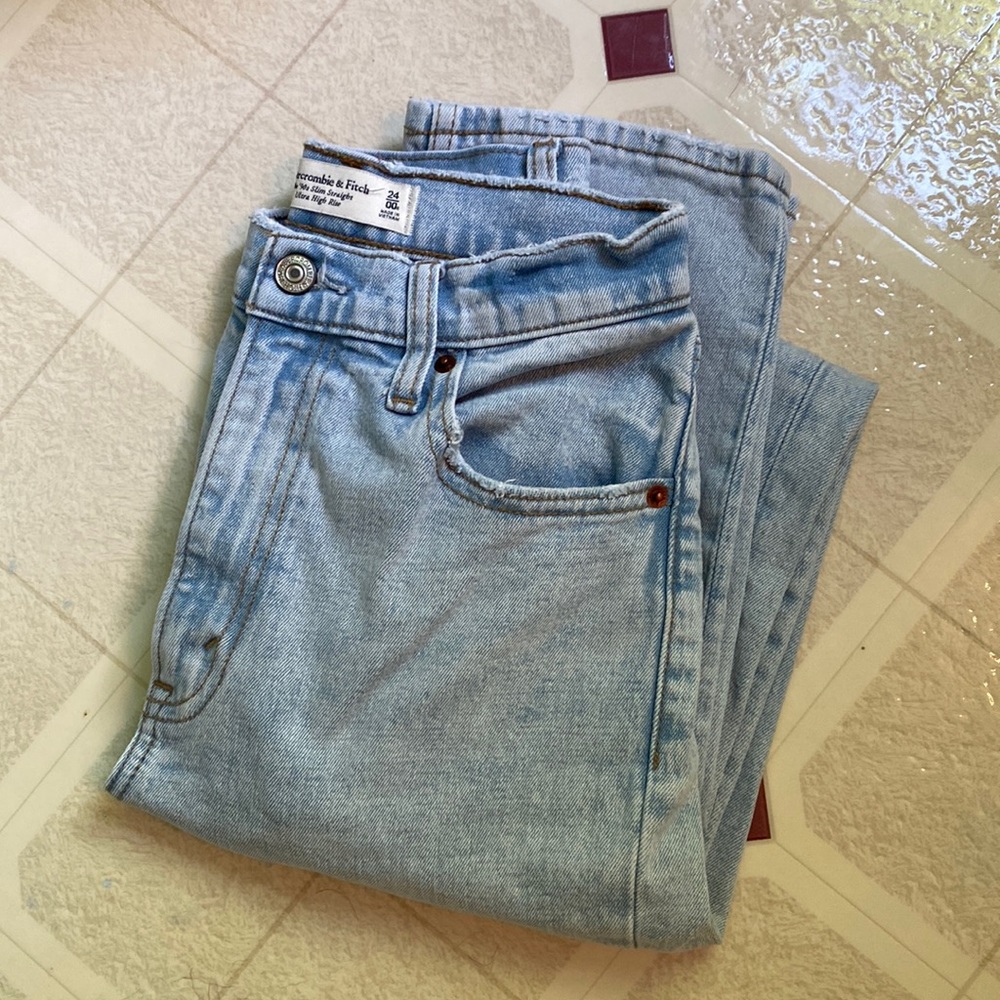 Abercrombie & Fitch the 90s slim straight ultra high rise jean